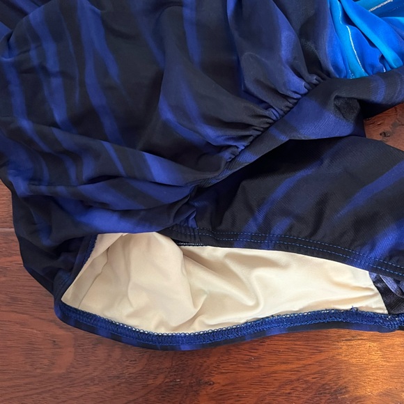 Miracle SwimSuit Size 16 DD Lite Lines Sanibel Blue & Navy - Picture 10 of 11